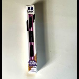New Urban Decay Brow Volumizer Brunette Betty med brown full size never opened